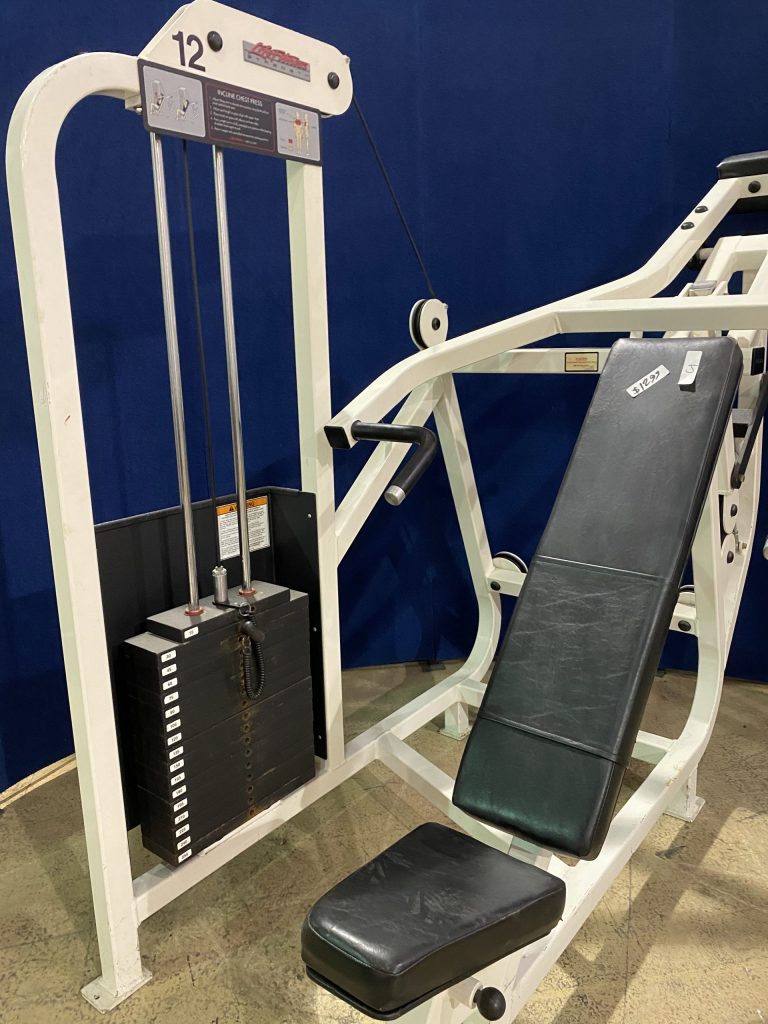 Life Fitness Incline Chess Press 