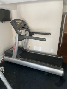 Life Fitness CLST Treadmill